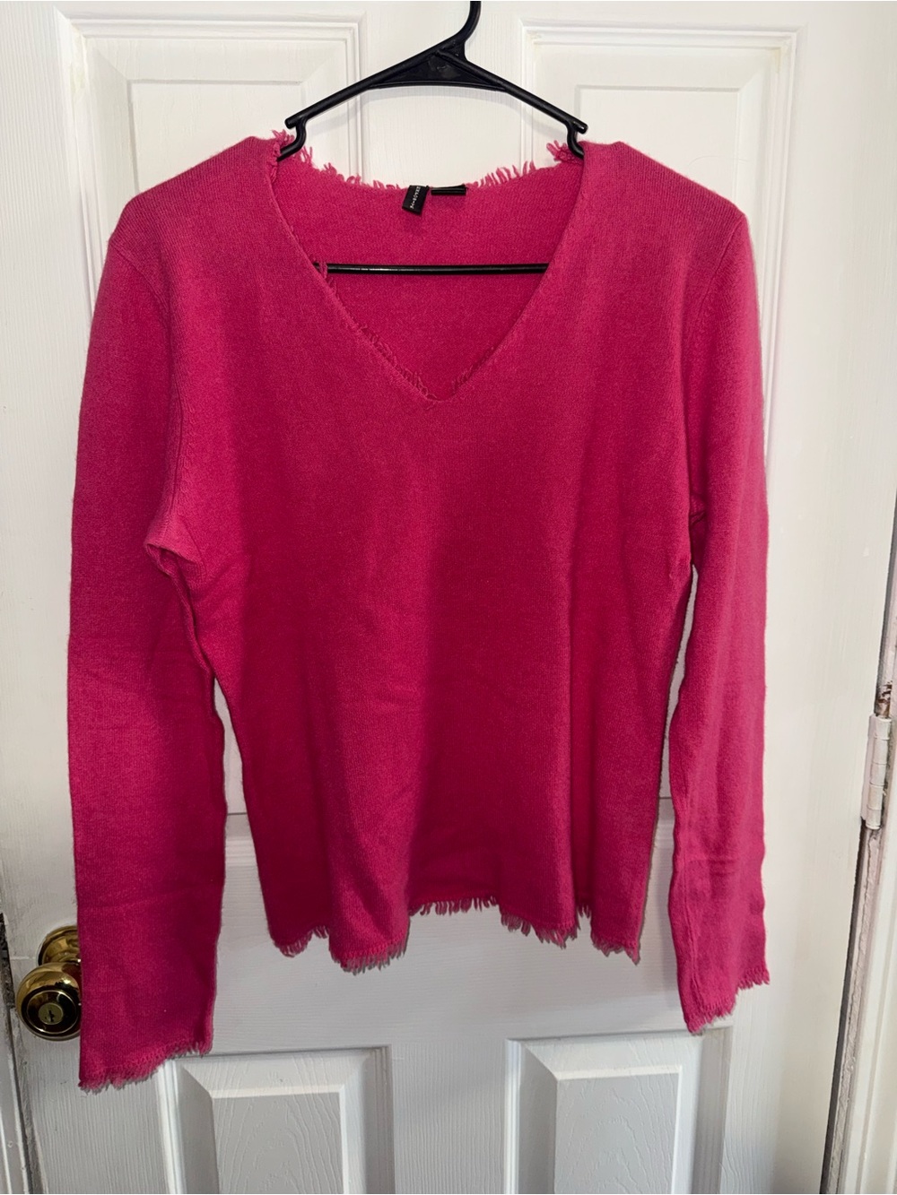 Women’s Pink V-Neck Fringe Hem Sweater